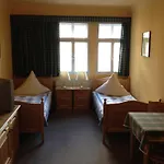 Ross Hotel