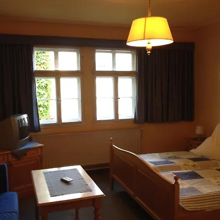 Hotel Ross