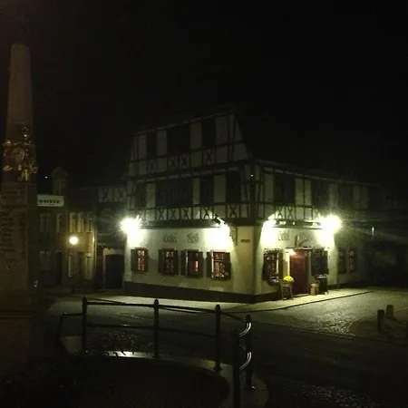 Ross Hotel